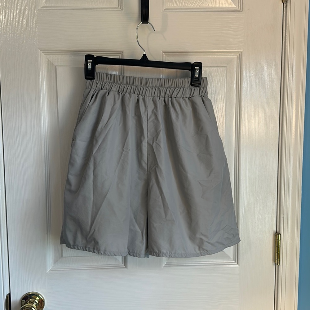 ROMWE Women’s Small Shorts